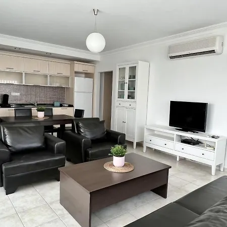 Apartment Beautiful 3-bedroom In Side - Ilica